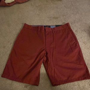 Slim fit size 31 10’ inseam Aiden Banana Republic shorts